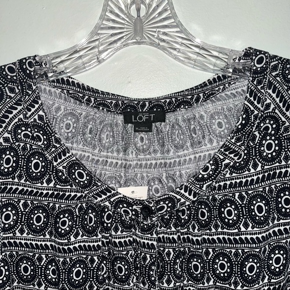 NWT Ann Taylor LOFT size medium romper black and white - Picture 3 of 15